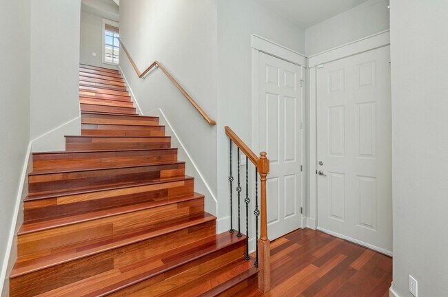 Photo - Gorgeous Regatta Bay Townhouse for RENT!!