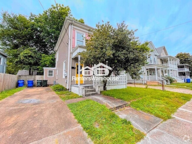 Building Photo - 1305 W 38th St Rental