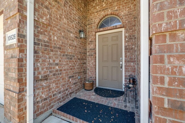 Photo - 10826 Calderwood Ln
