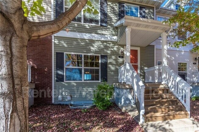 Photo - 205 SE Booth Ave