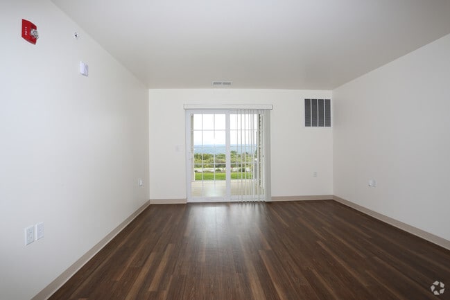 Sala de estar - CV at Cayuga Meadows - Senior Living