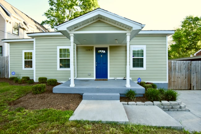 Building Photo - 1207 Keller Ave