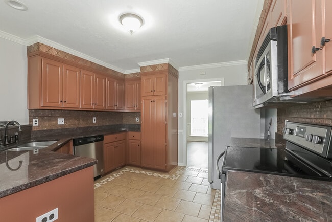 Photo - 818 Prairie Ln