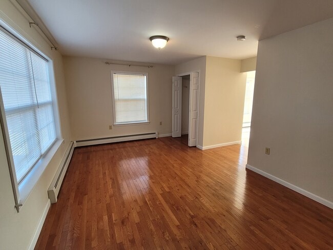 Photo - 10 Lupine Rd