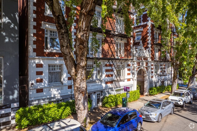 Photo - Tudor Arms Apartments