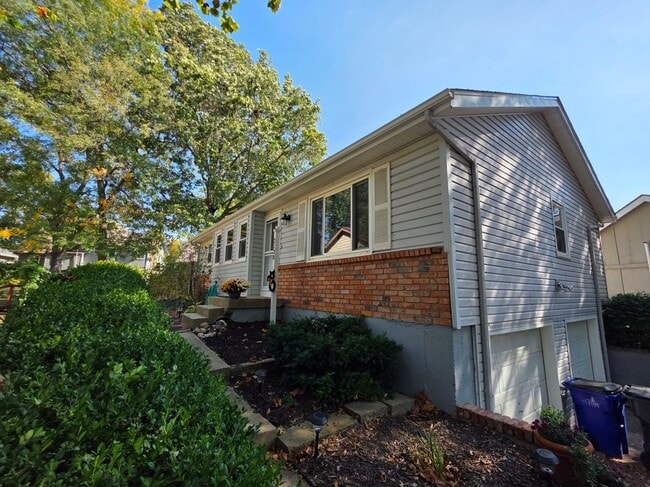 Photo - 2138 E Arrowhead Cir