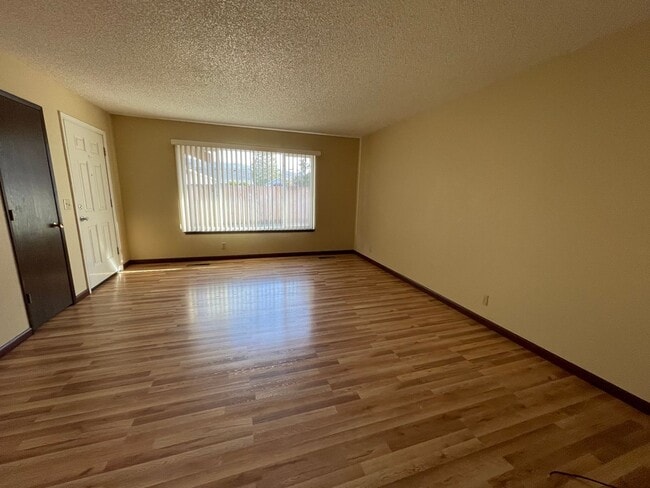 Photo - jont463 Unit jont463