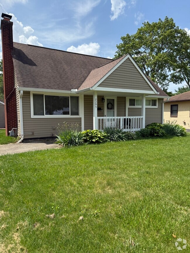 Building Photo - 2295 Shrewsbury Rd Rental
