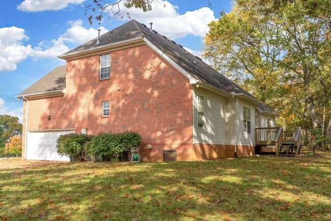 Photo - 107 Havenwood Ct