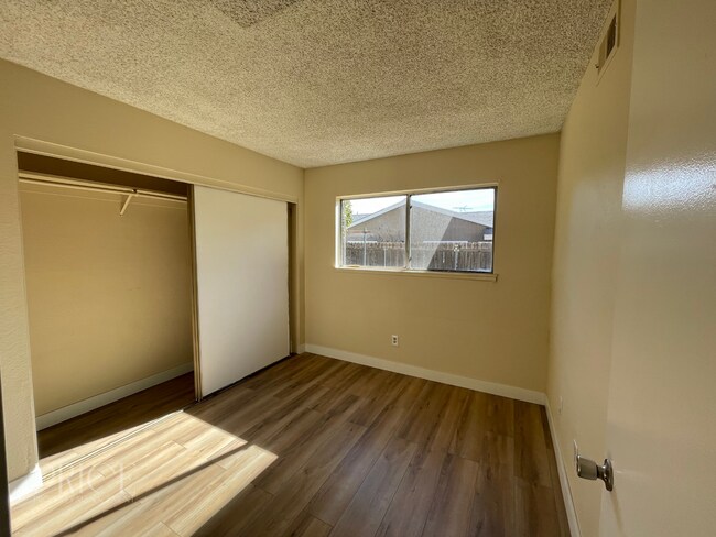 Photo - Single family 3 Bedroom Home with 2 bath 2...