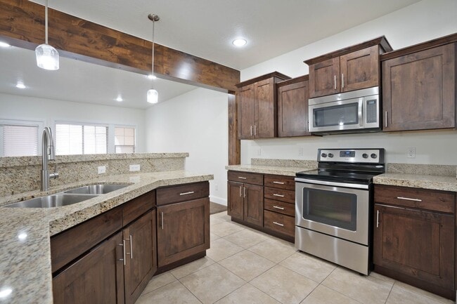 Photo - Highland Townhome - Toscana