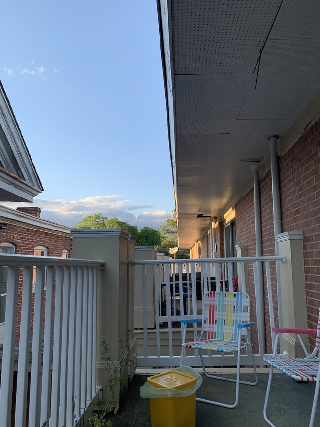 Photo - 2100 Grove Ave Unidad 25