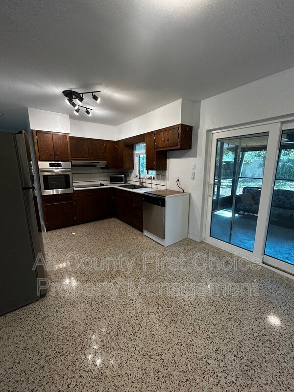 Photo - 2819 53rd St N