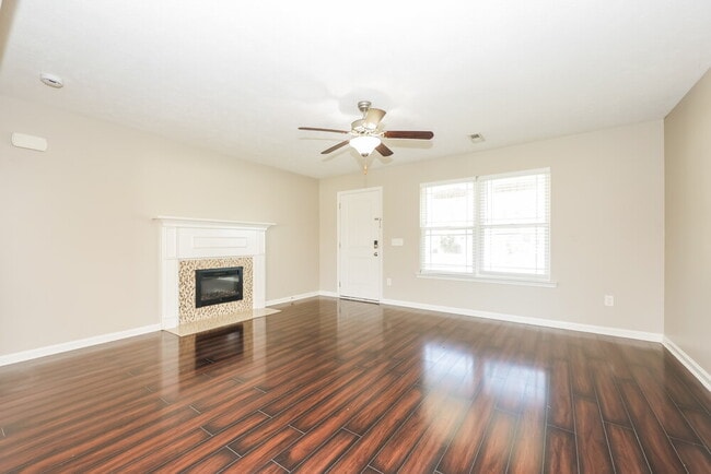 Photo - 2805 Painted Pony Dr