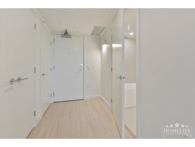 13675-1107A 107A Ave Unit 1004