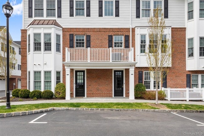 Building Photo - 902 Mill Creek S Unit 902
