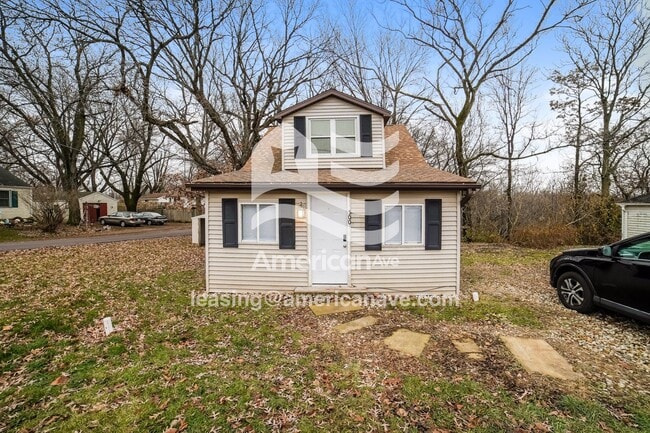 Building Photo - 500 Scenic Park Dr