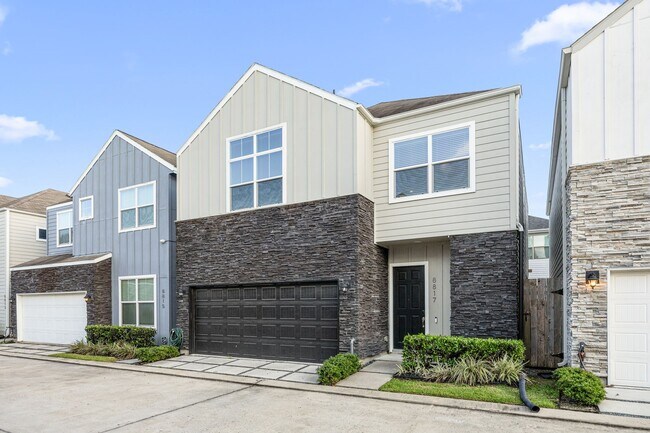Photo - 8817 Hollister Pine Ct