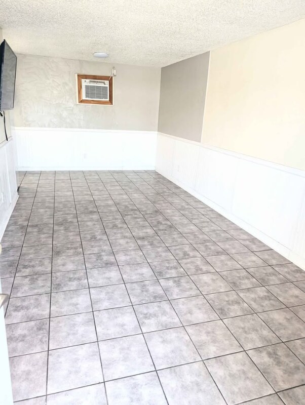 Photo - 101 N 3rd St Unidad 13