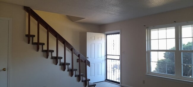 Photo - 5234 Donlyn Dr Unit A