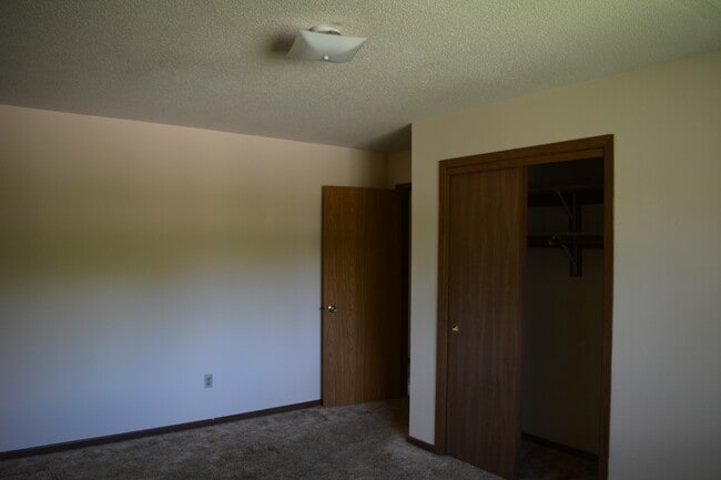 Dormitorio - 201 Minnesota Ave Unidad 10