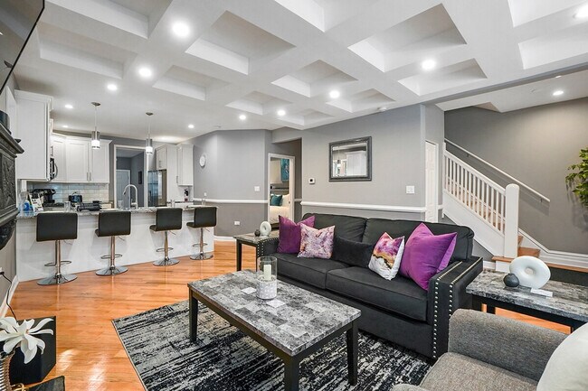 Photo - 8041 S Martin Luther King Dr Unit ID1298093P