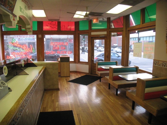 Photo - 2557 N Halsted