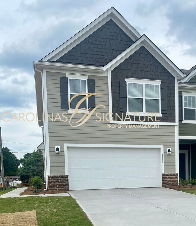 Photo - End Unit, 3BR/2.5BA Townhome in Piper Landing