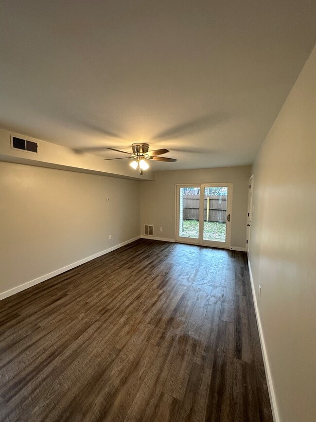 Photo - 32 Lancaster Est Unit 32 Lancaster Estates