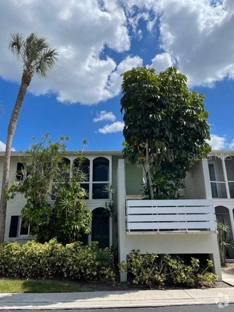 Building Photo - 2304 Ringling Blvd Unit 214 Rental