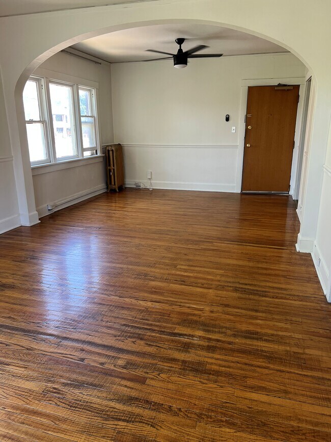 Photo - 144 E 2nd Ave Unit 8