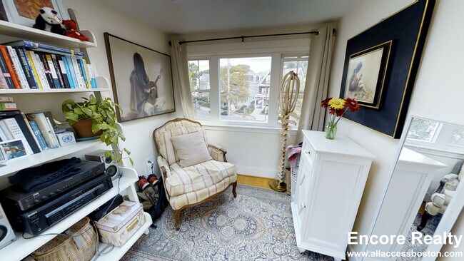 Photo - 8 Claremon St Unit 2