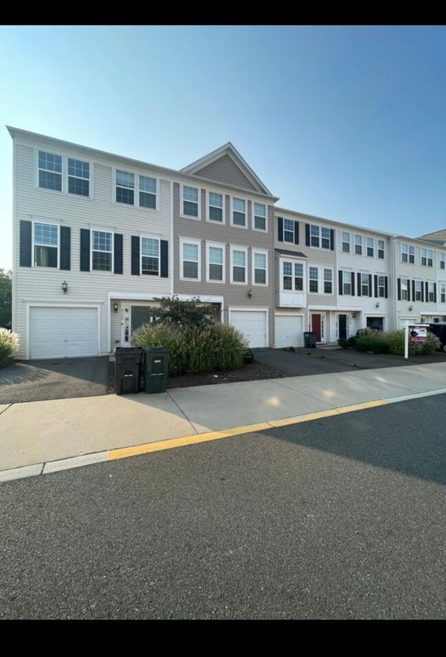 Photo - 8322 Heritage Crossing Ct