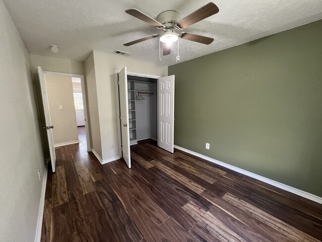 Photo - 664 W Tram Rd