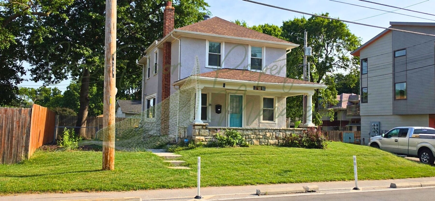 Photo - 808 E 27th St