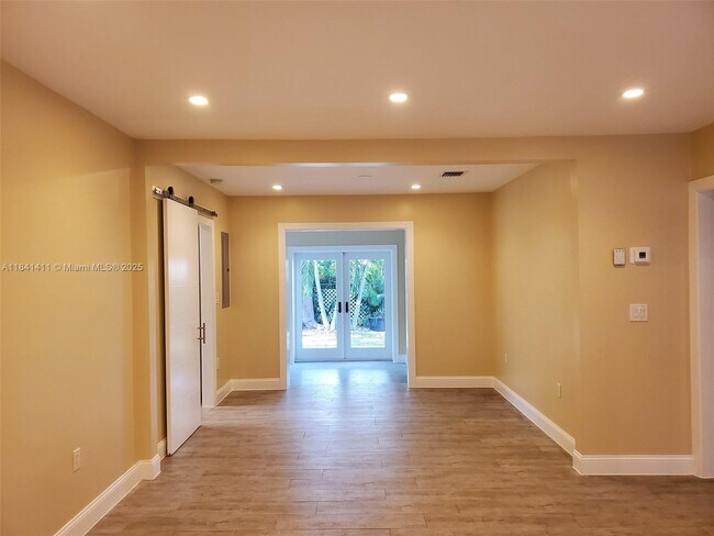 Photo - 2375 SW 21st Ter