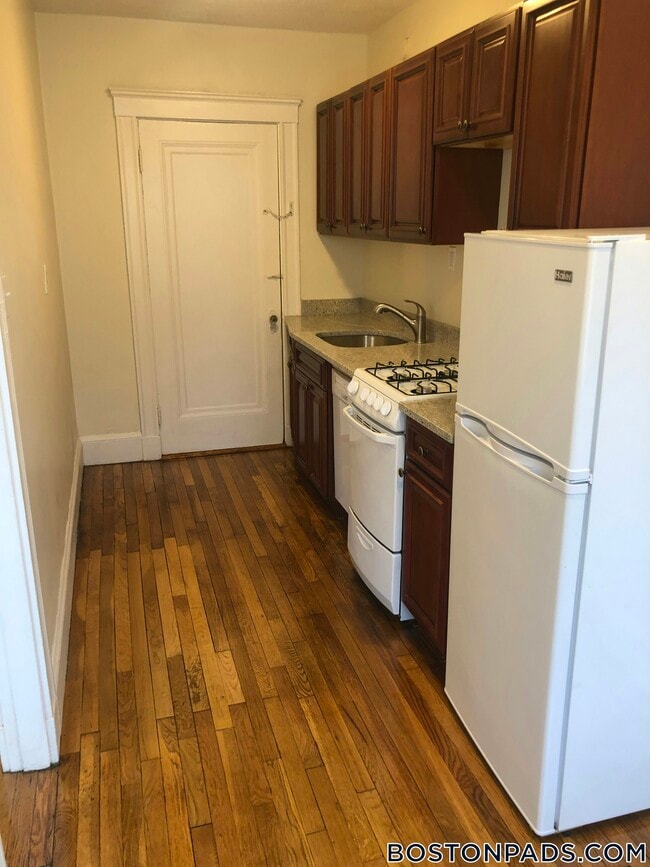 Photo - 63 Fellsway W Unit 2