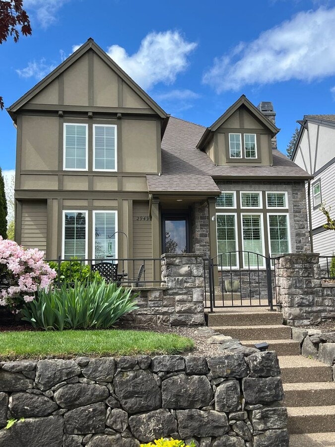 Photo - Charming 3 Bedroom Villebois Home with Loft, A/C, Designer Finishes and Community Pool!