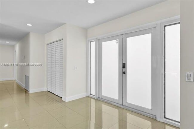 Photo - 16453 NE 33rd Ave