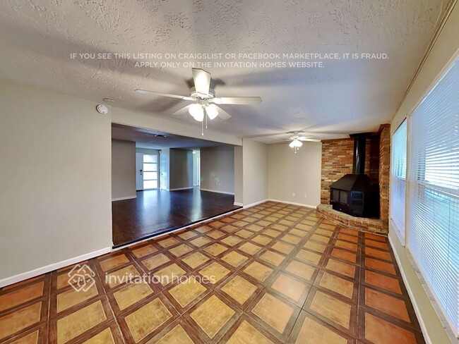 Photo - 1926 Valley Dr