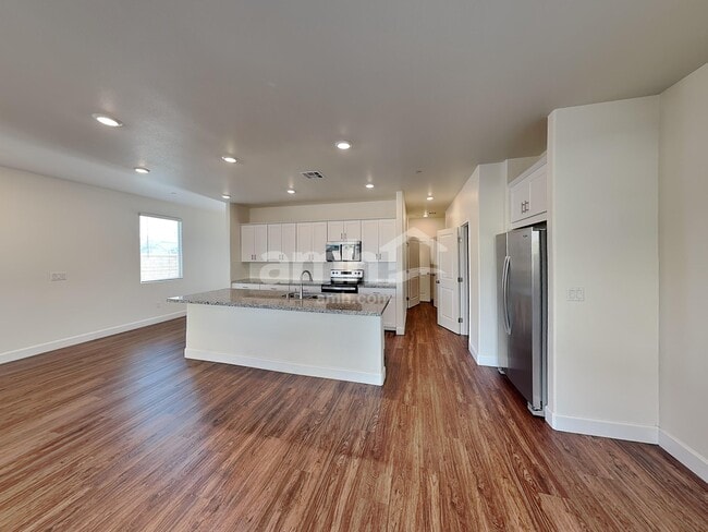 Photo - 322 Palazza Reserve Pl