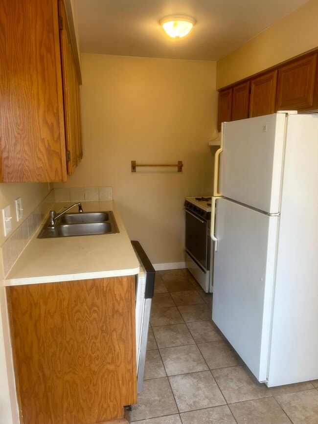 Photo - 19102 E 14 Mile Rd Unit 19102 14 mile rd