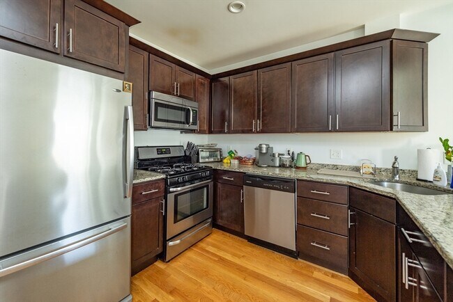 Photo - 20 Howell St Unit 1