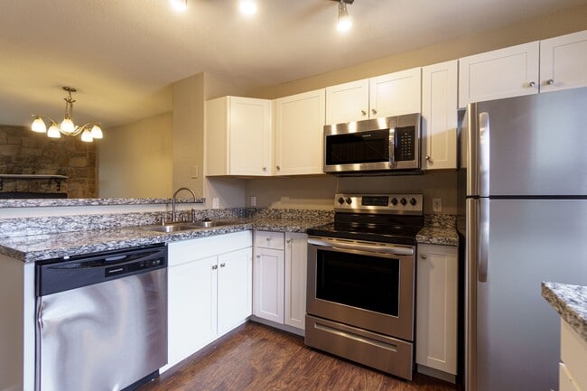 Photo - 4030 Baytown Dr
