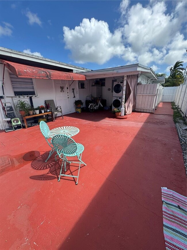 Building Photo - 10245 SW 37th Terrace Unit B