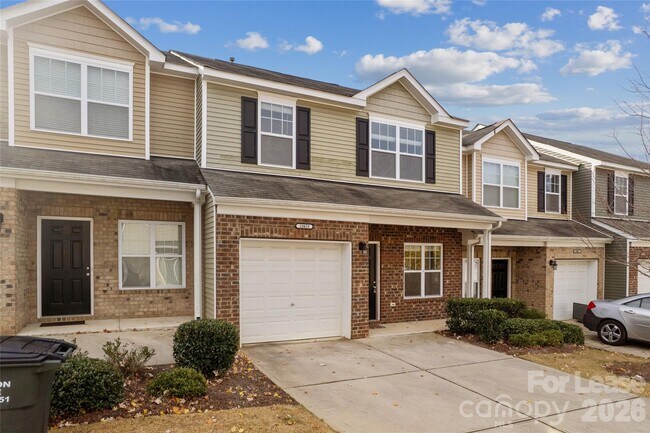 Photo - 10439 Benfield Rd