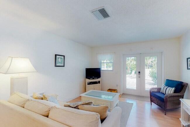 Photo - 207 75th St Unidad SI ID1591380P