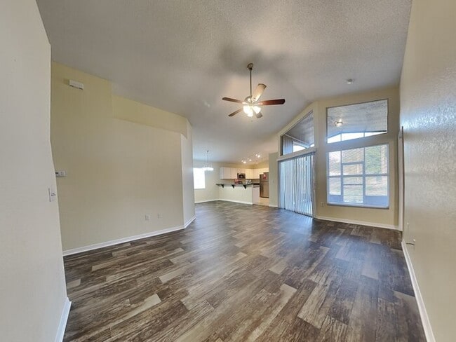 Photo - 4892 Palm View Dr N