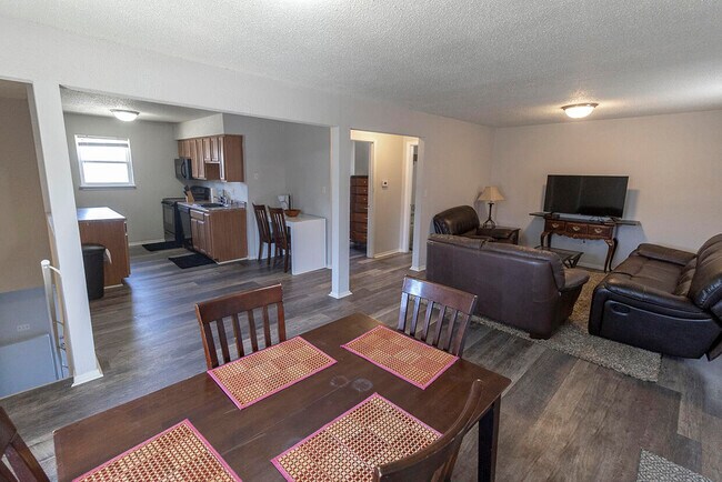 Photo - 201 Wheaton Ct