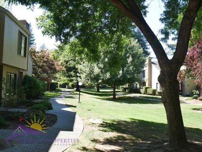 1330 Vanderbilt Way